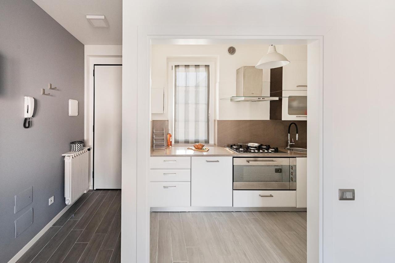 Appartamento Mazzini P1-25 by Wonderful Italy Sirmione Esterno foto