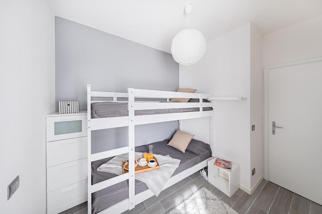 Appartamento Mazzini P1-25 by Wonderful Italy Sirmione Esterno foto