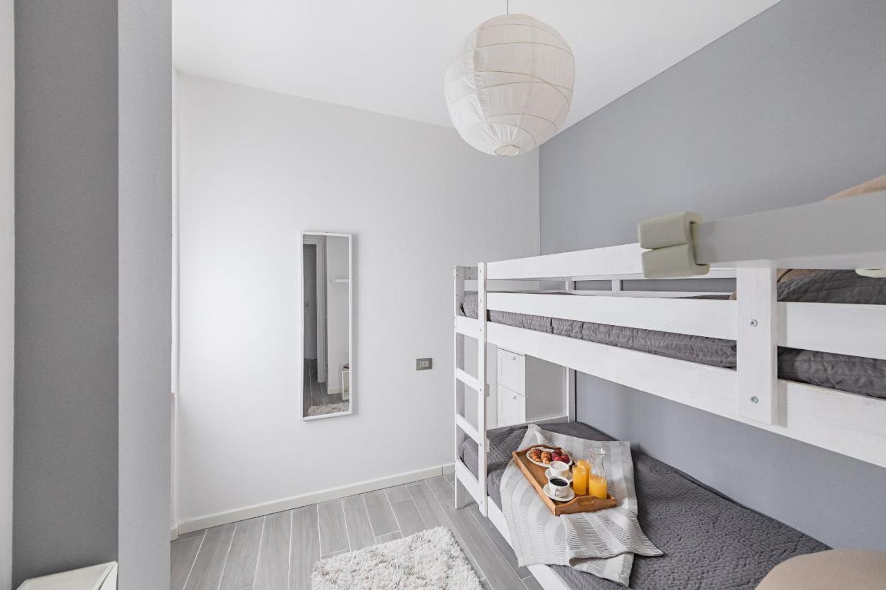 Appartamento Mazzini P1-25 by Wonderful Italy Sirmione Esterno foto