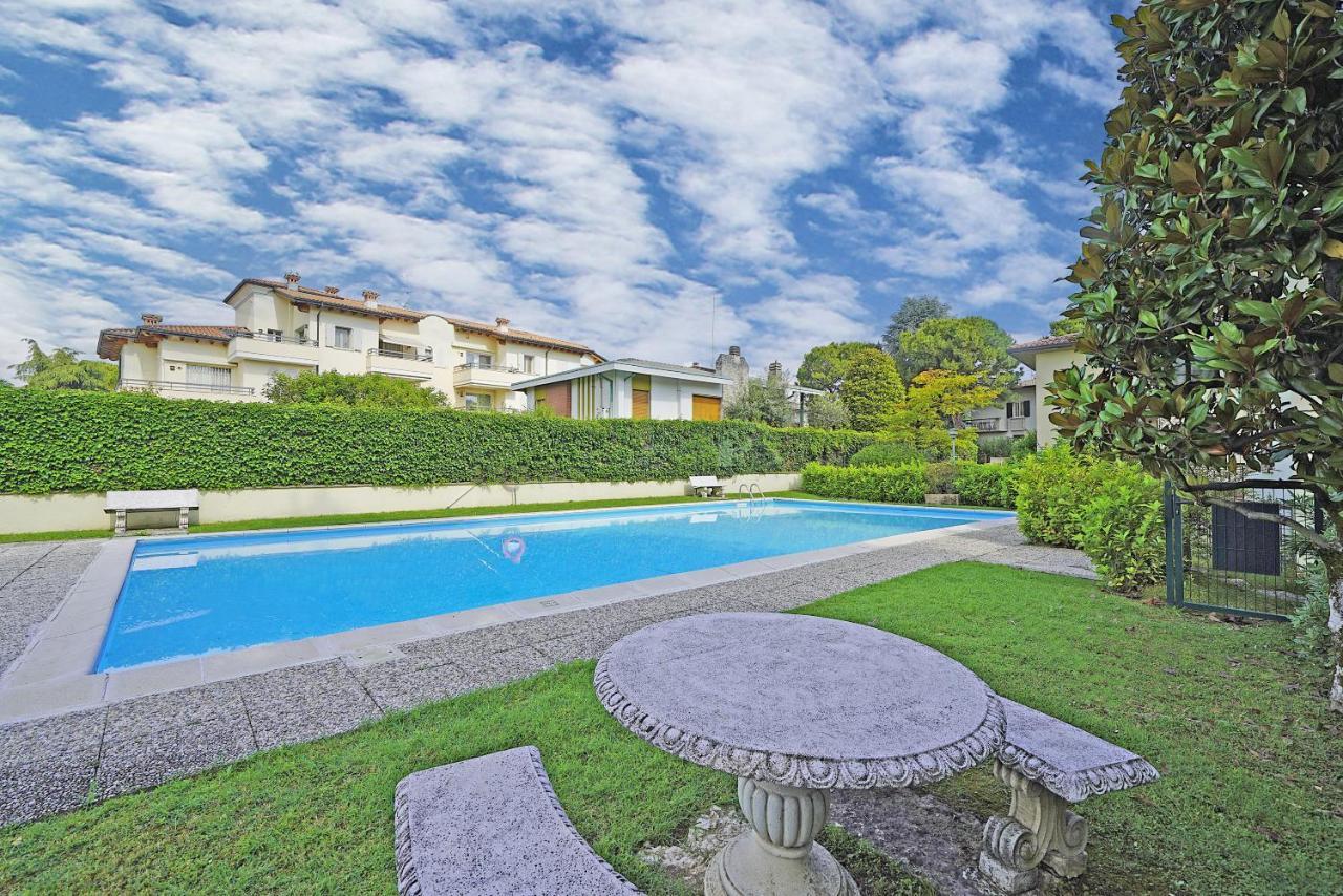 Appartamento Mazzini P1-25 by Wonderful Italy Sirmione Esterno foto